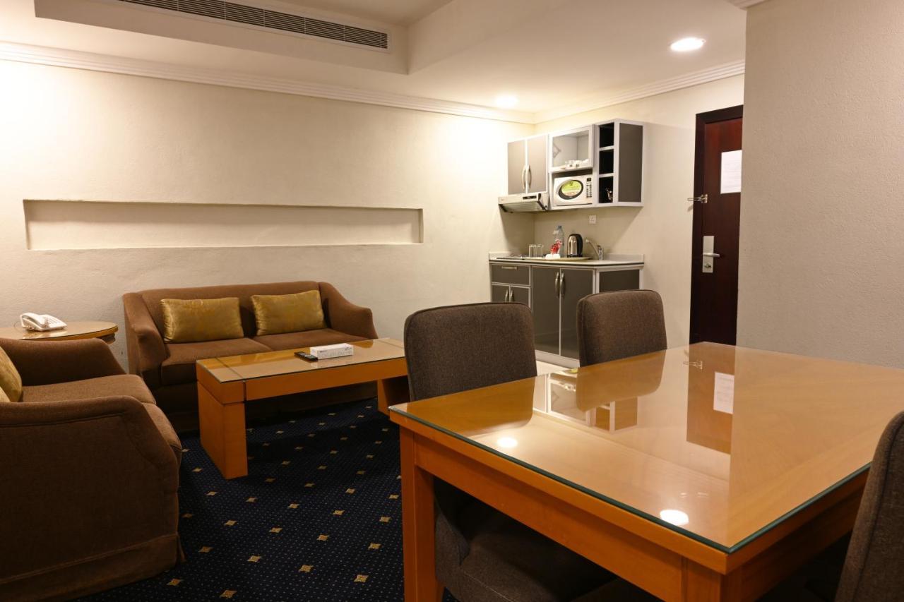 Quiet Dreams - Serviced Apartments King Abdul Aziz Street Branch Jidda Exteriör bild